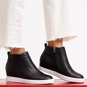 L. Paolo Black Anna Low Wedge Sneakers Booties w/ Side Zipper